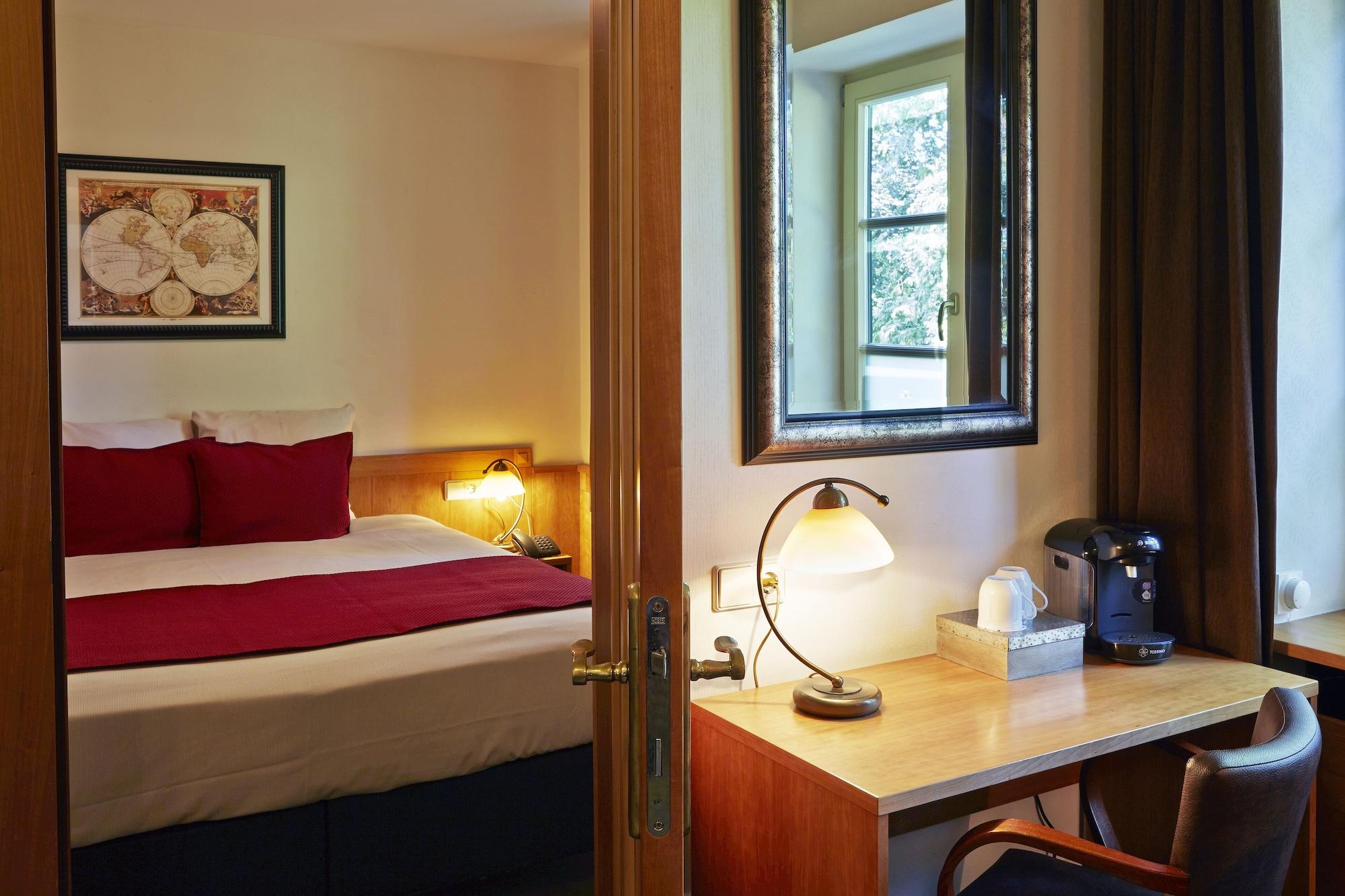Parkhotel Mastbosch Breda Bagian luar foto